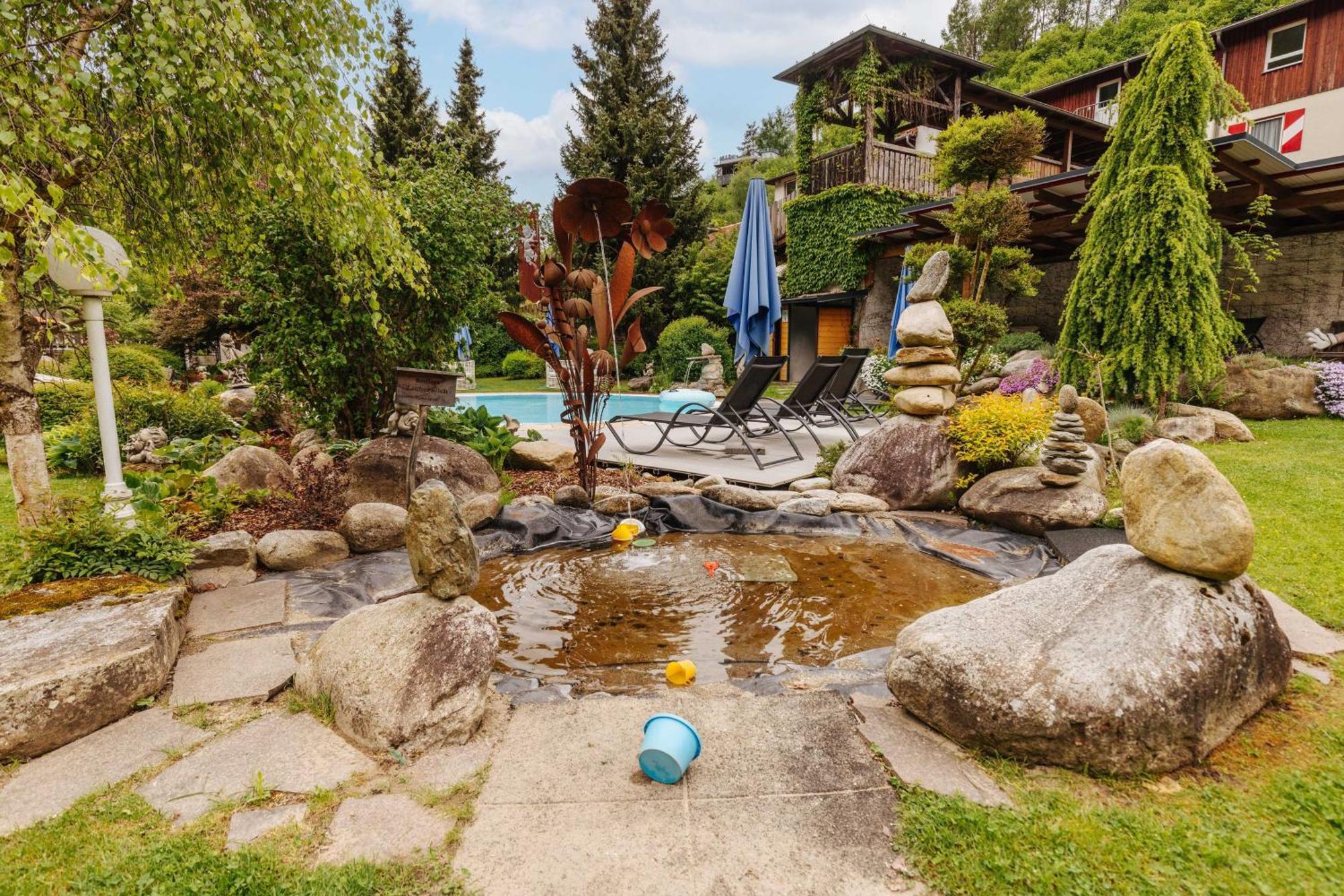 Smileys Kinderhotel Trebesing Luaran gambar